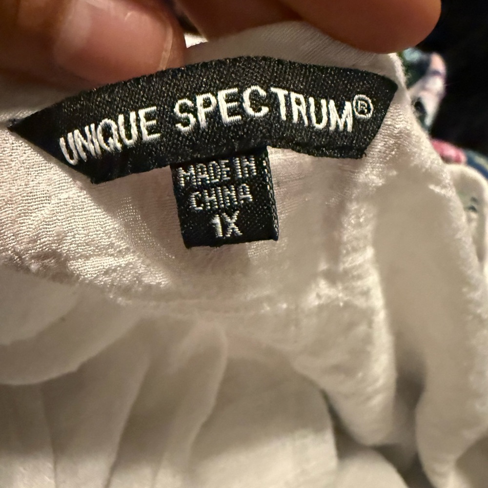 Unique Spectrum Ivory Blouse - Picture 2 of 6